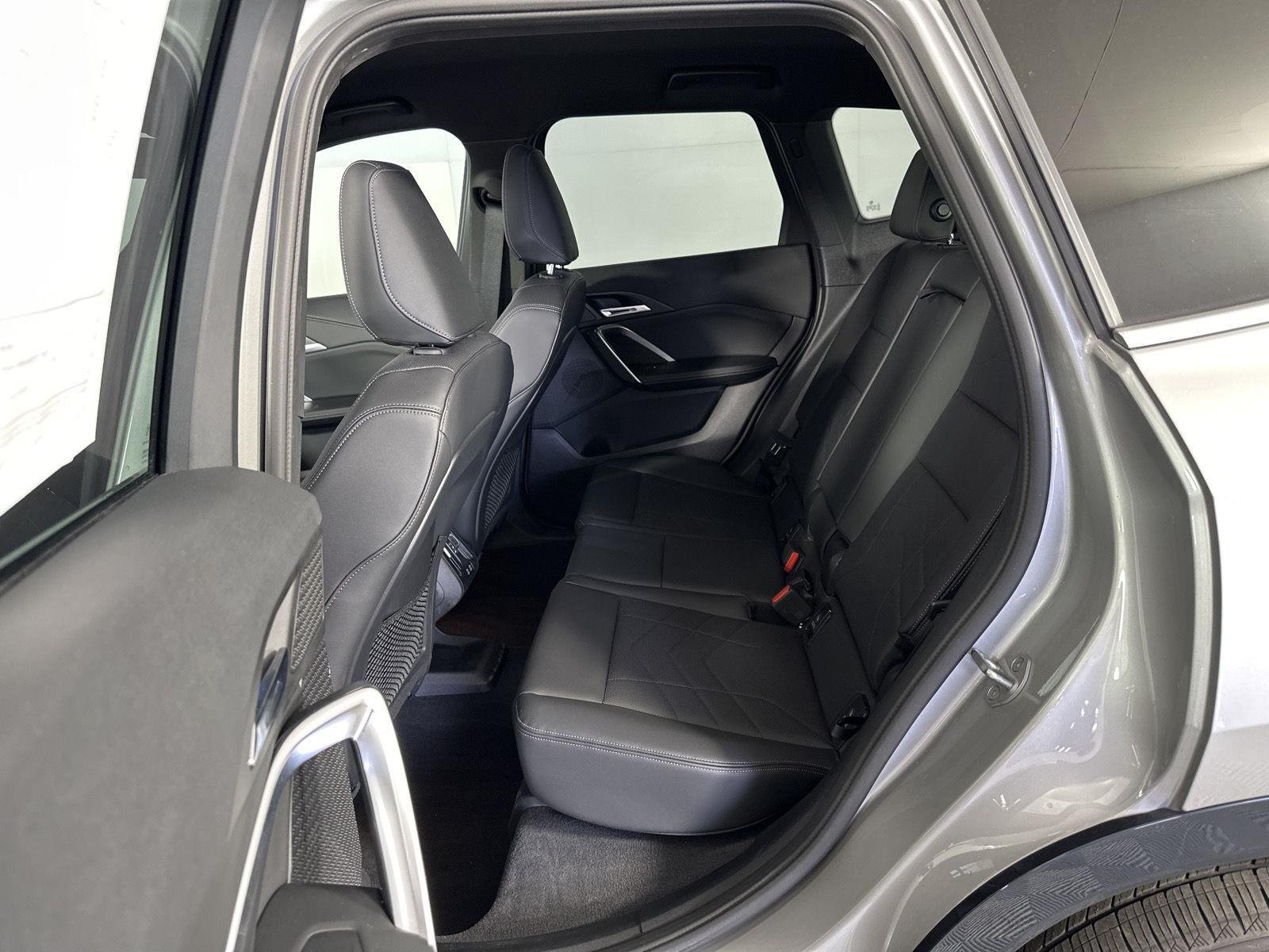 Certified Used 2023 Space Silver Metallic BMW xDrive28i image 21