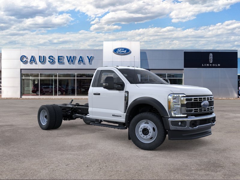 New 2026 Oxford White Ford F-550® XL image 7