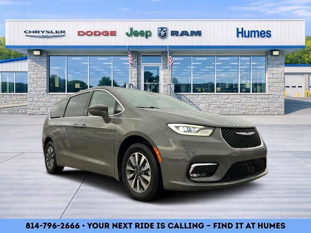 2022 Chrysler Pacifica Hybrid