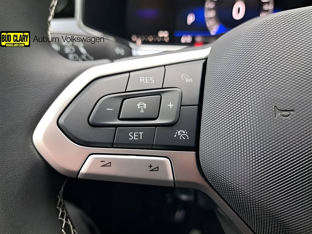 2025 Volkswagen Taos SE - Photo 29