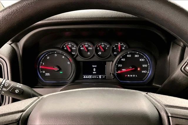 Used 2025 Summit White Chevrolet Work Truck image 27