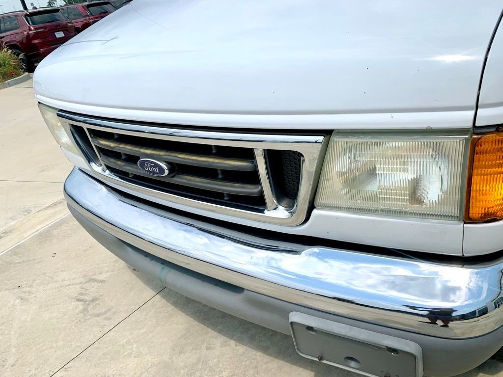 Used 2003 Ford Econoline Wagon XL with VIN 1FBSS31L63HB48077 for sale in D'Iberville, MS