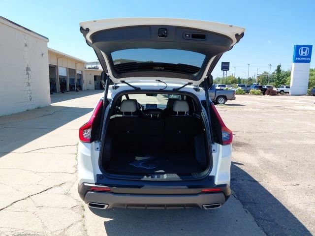 New 2026 Platinum White Pearl Honda Sport Touring image 35