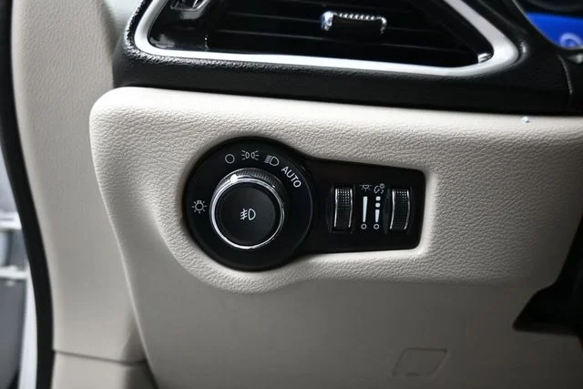 Used 2024 White Chrysler Touring L image 16