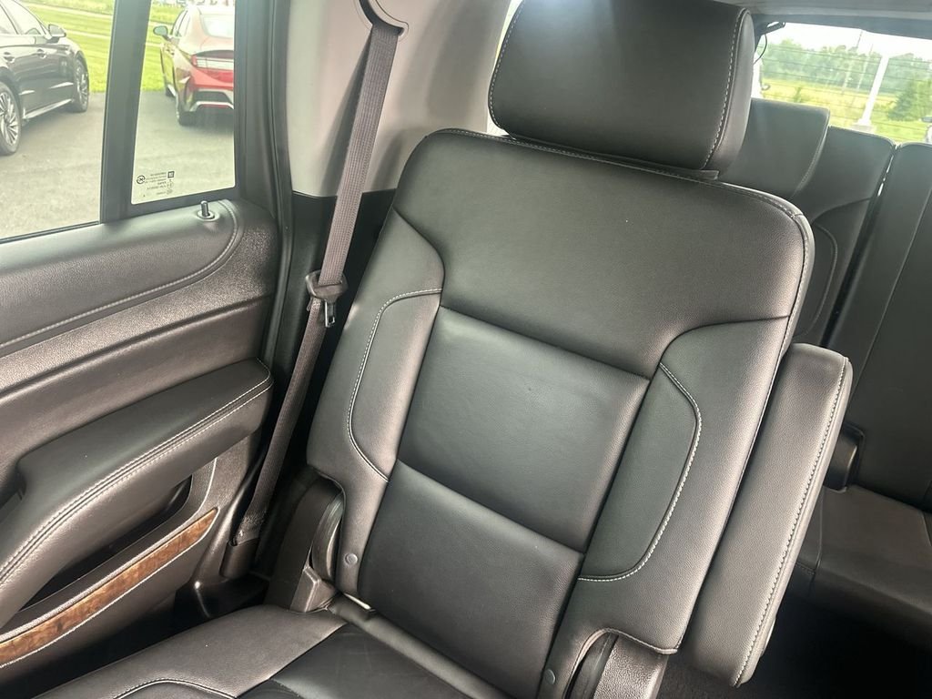 Used 2019 White Chevrolet LT image 12