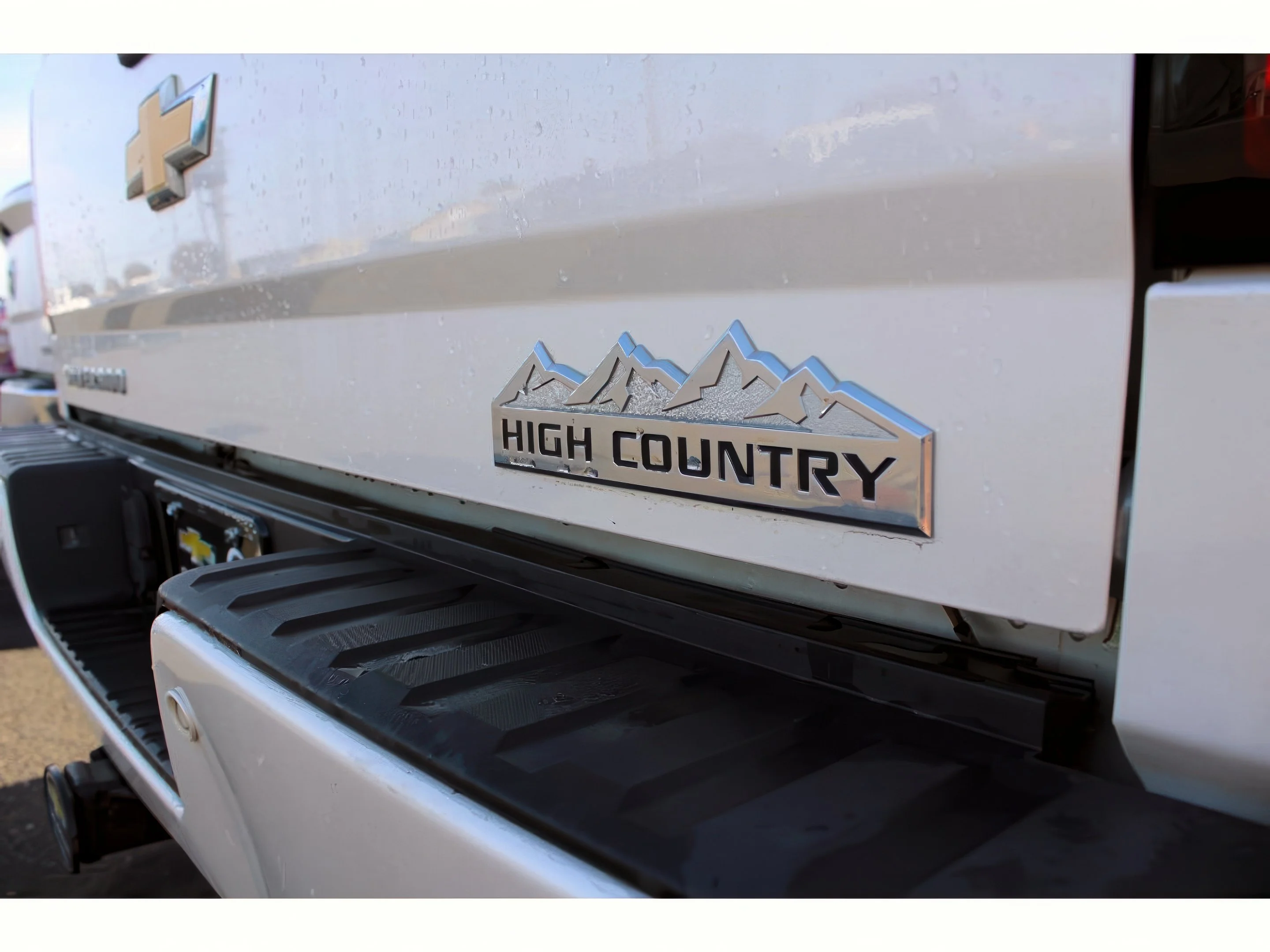 2015 Chevrolet Silverado 1500 High Country - Photo 17