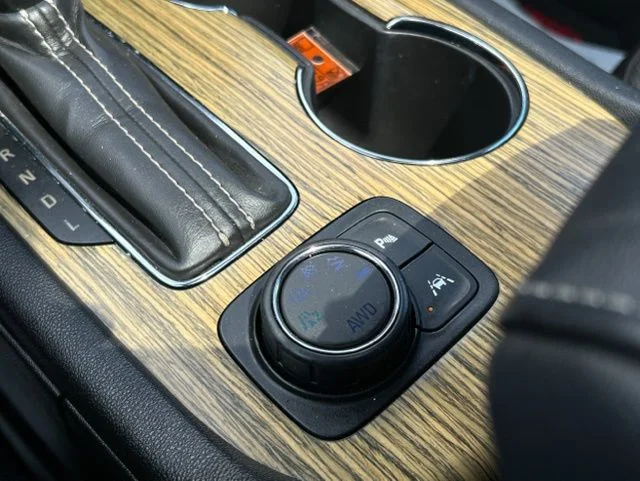 Used 2019 Blue GMC Denali image 50