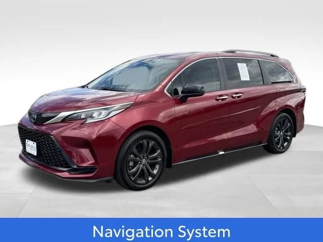 Used 2024  Toyota LE image 1