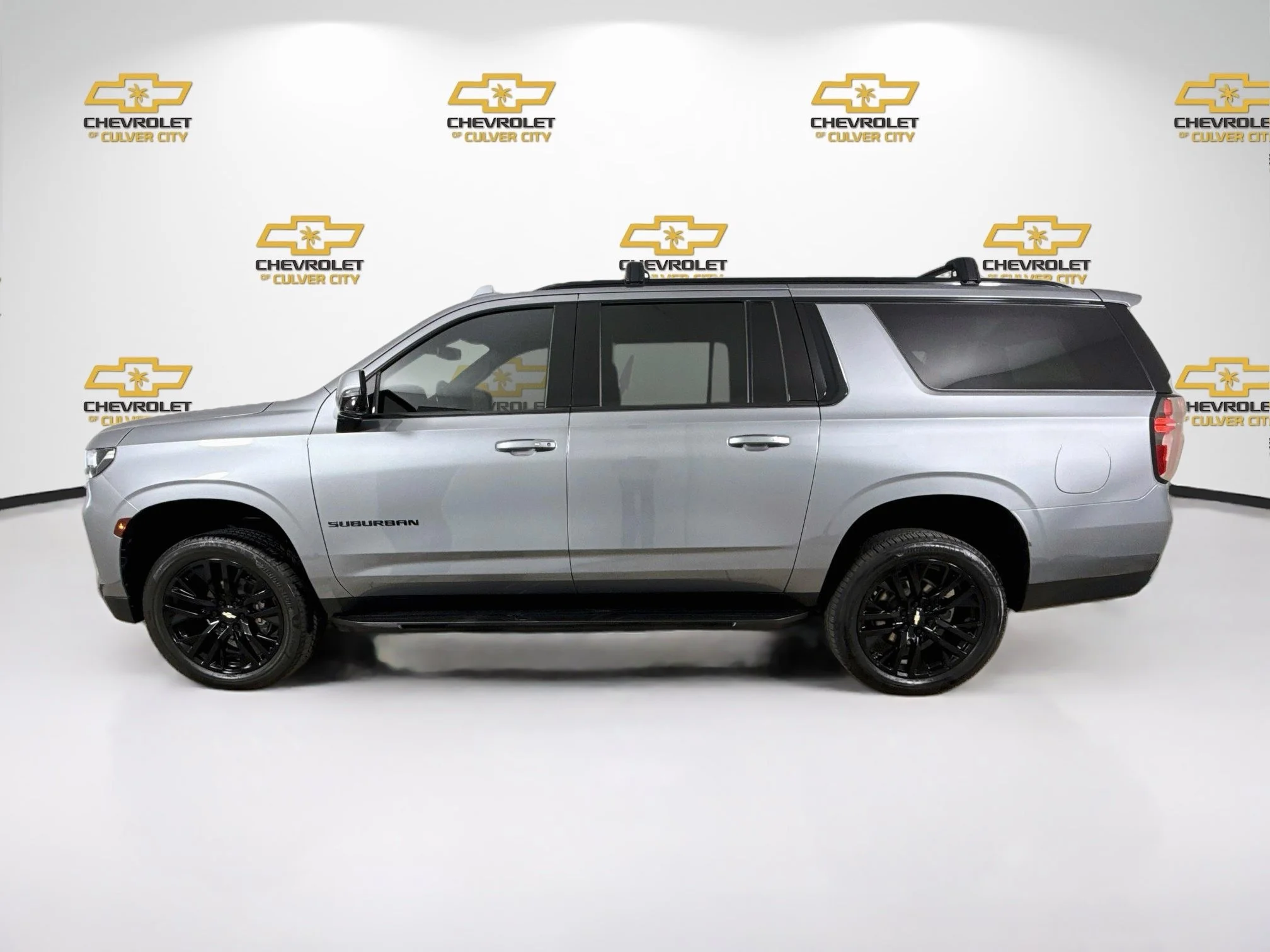 Used 2022 SATIN STEEL METALLIC Chevrolet RST image 5