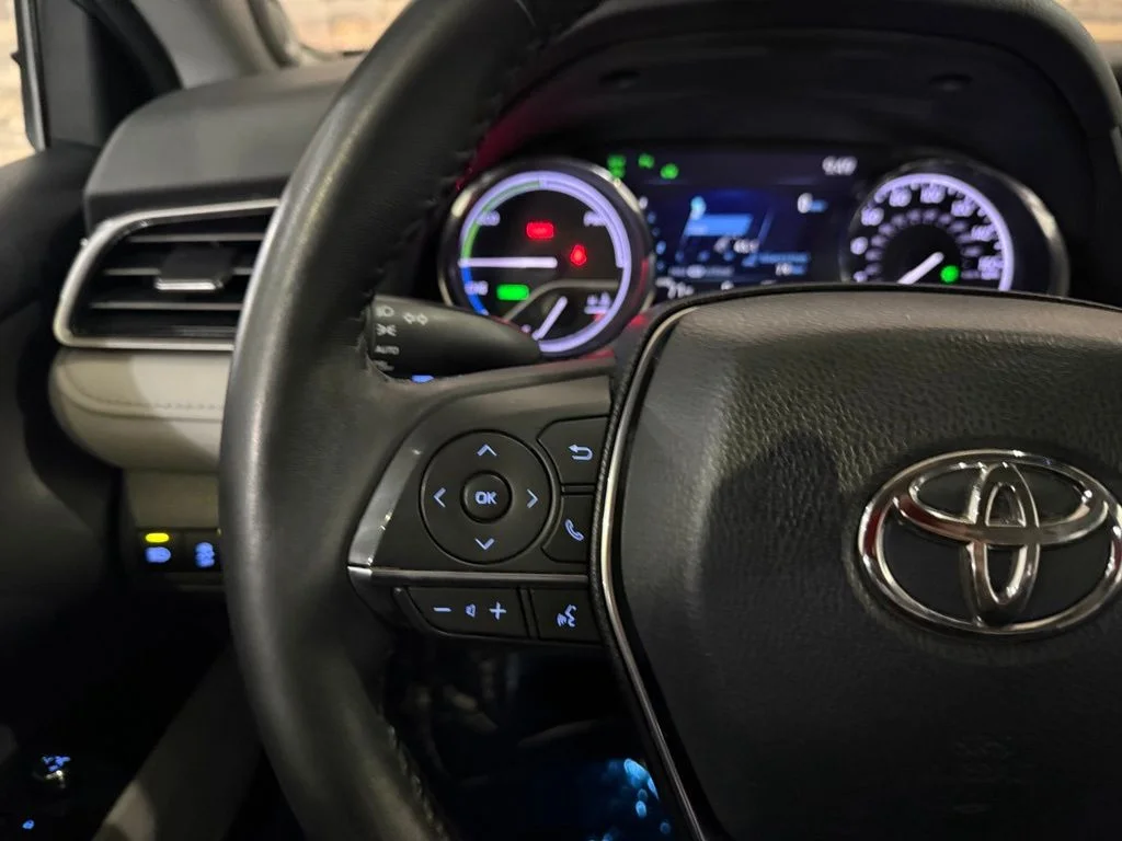 Used 2020 Celestial Silver Metallic Toyota XLE image 14