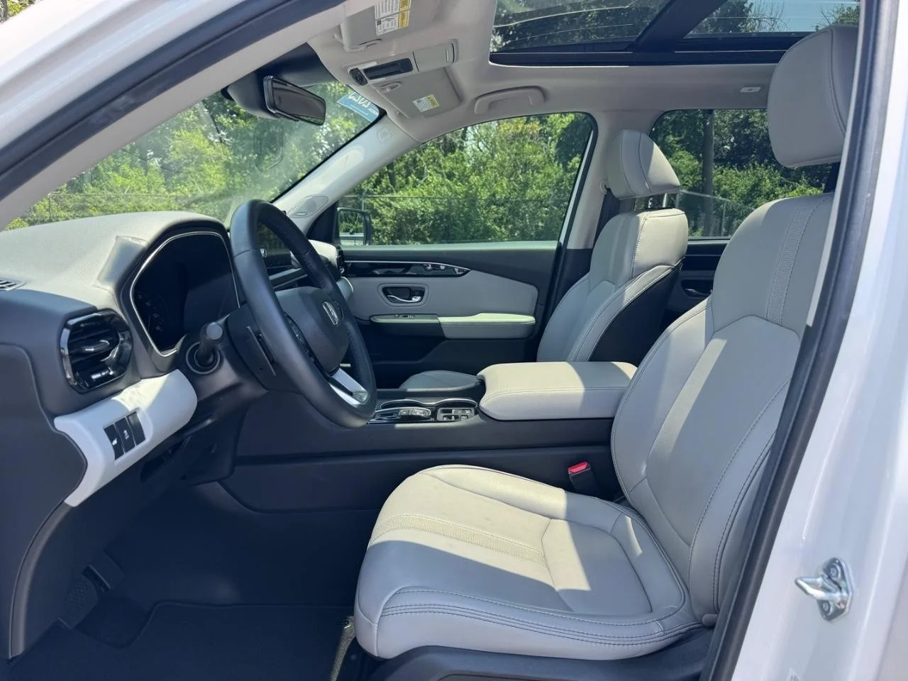 2025 Honda Pilot Touring - Photo 32