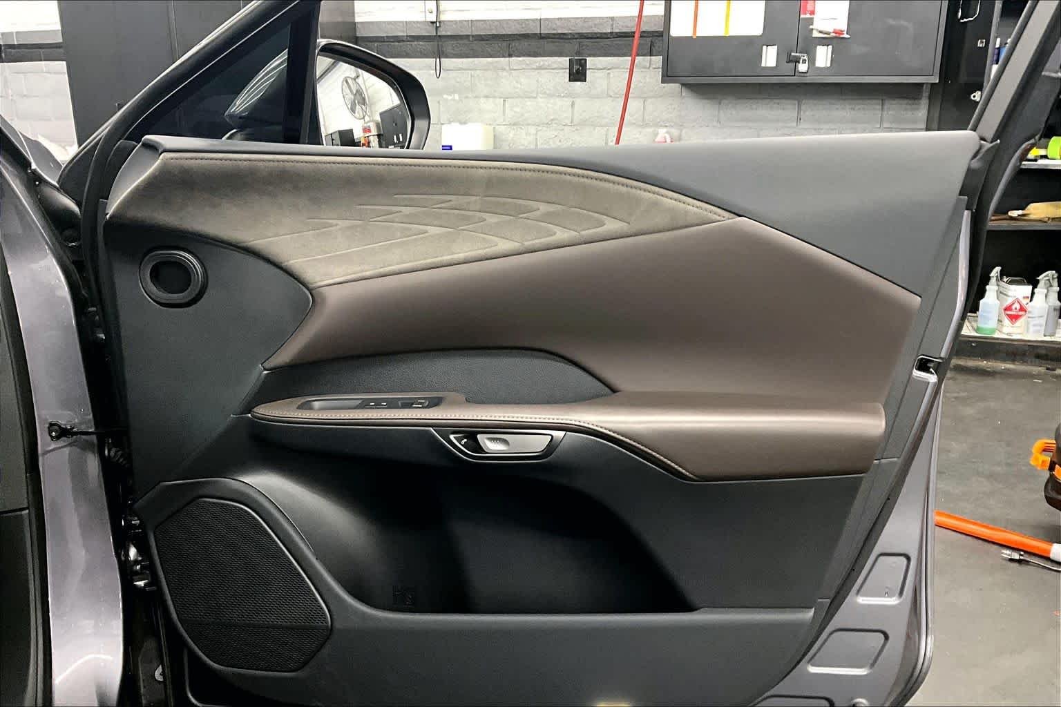 2023 Lexus RX 350 - Photo 22