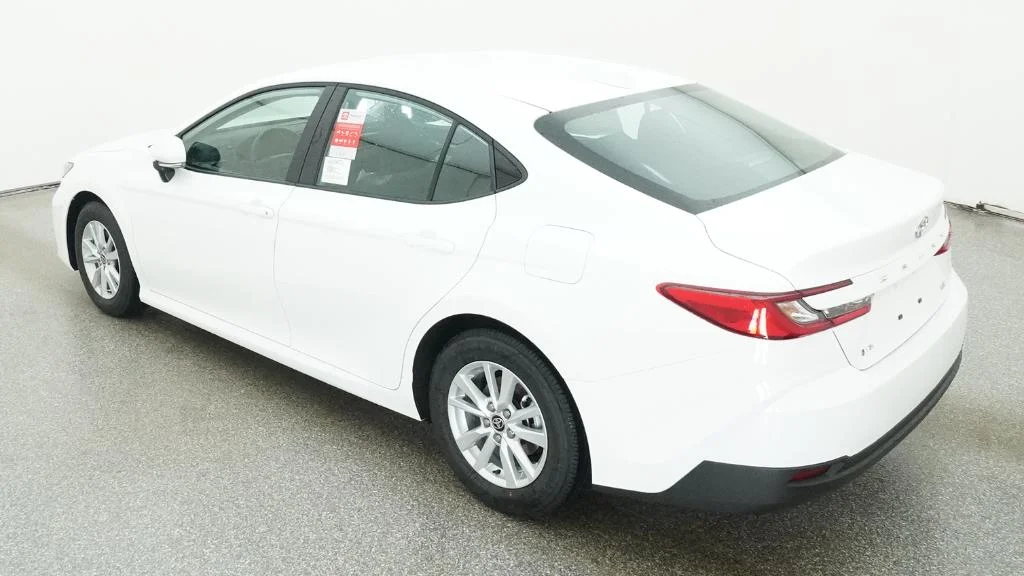 New 2026 Ice Cap Toyota LE image 19
