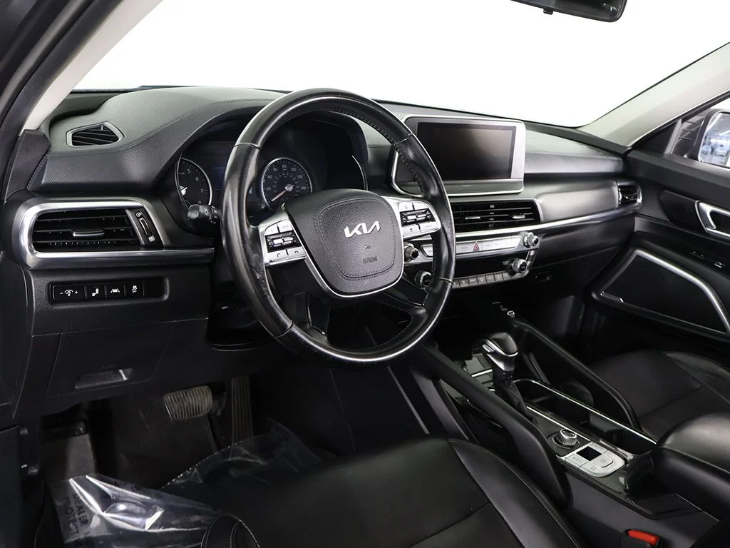 Used 2022 Gray Kia S image 29