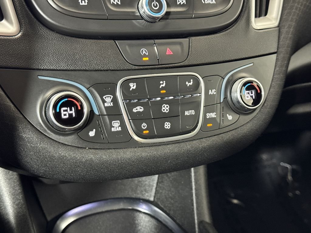 Used 2024 Gray Chevrolet LT image 23
