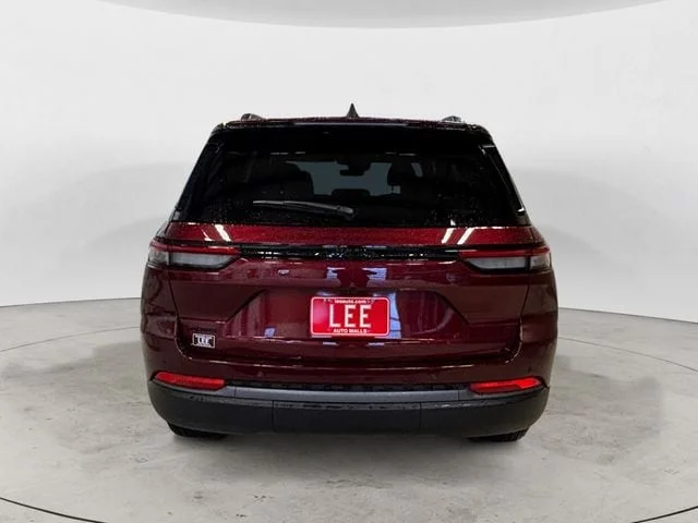 New 2026 Velvet Red Pearlcoat Jeep LAREDO ALTITUDE 4X4 image 5