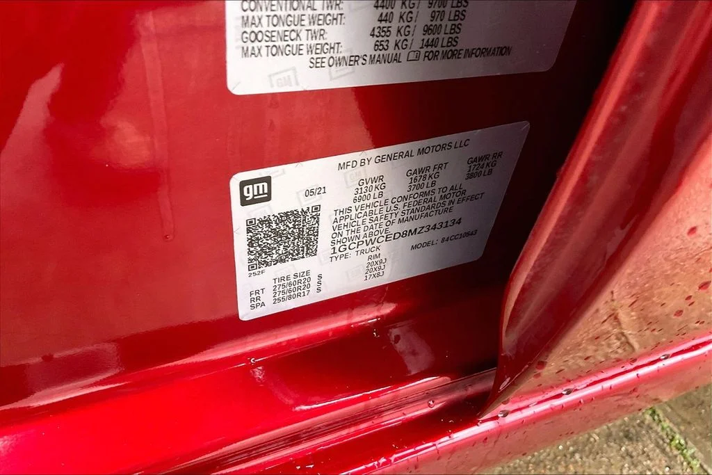 Used 2021 Red Chevrolet LT image 16