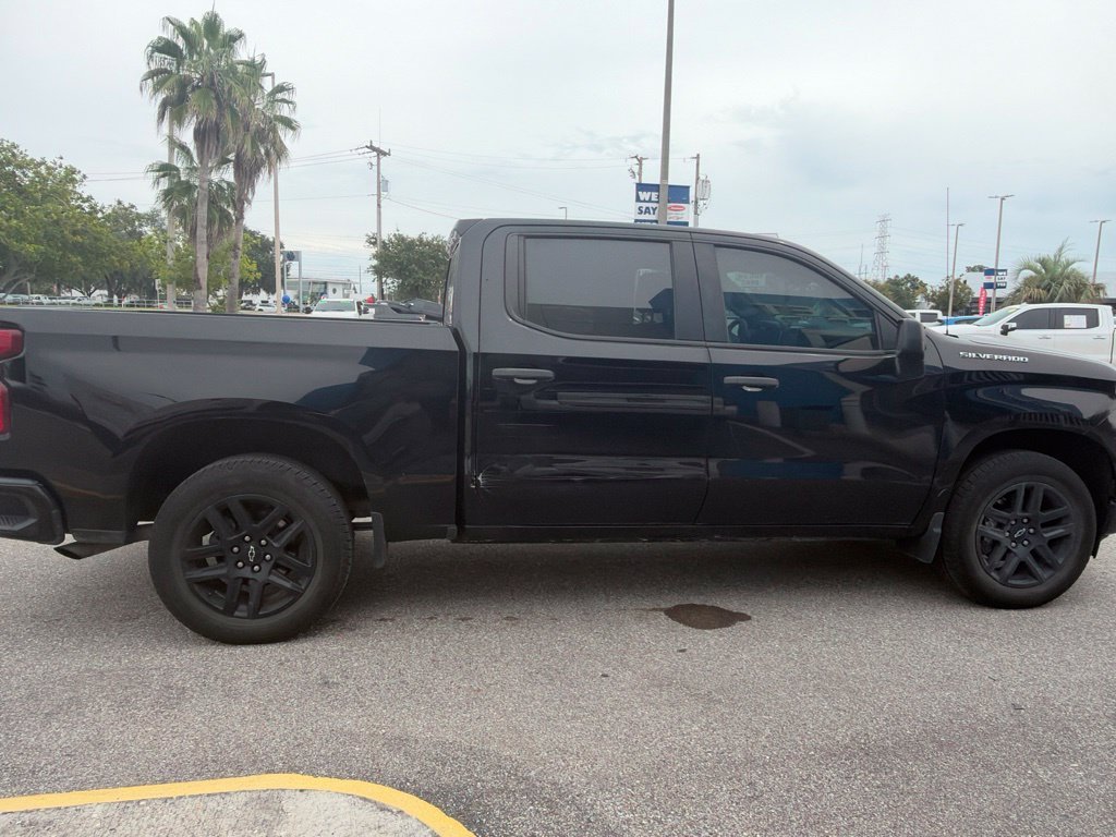 Used 2024 Black Chevrolet Custom image 5