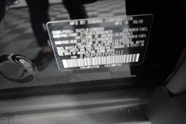 New 2026 CRYSTAL BLACK SILICA Subaru Limited image 12