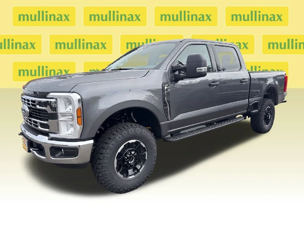 New 2027 Gray Ford XLT image 10