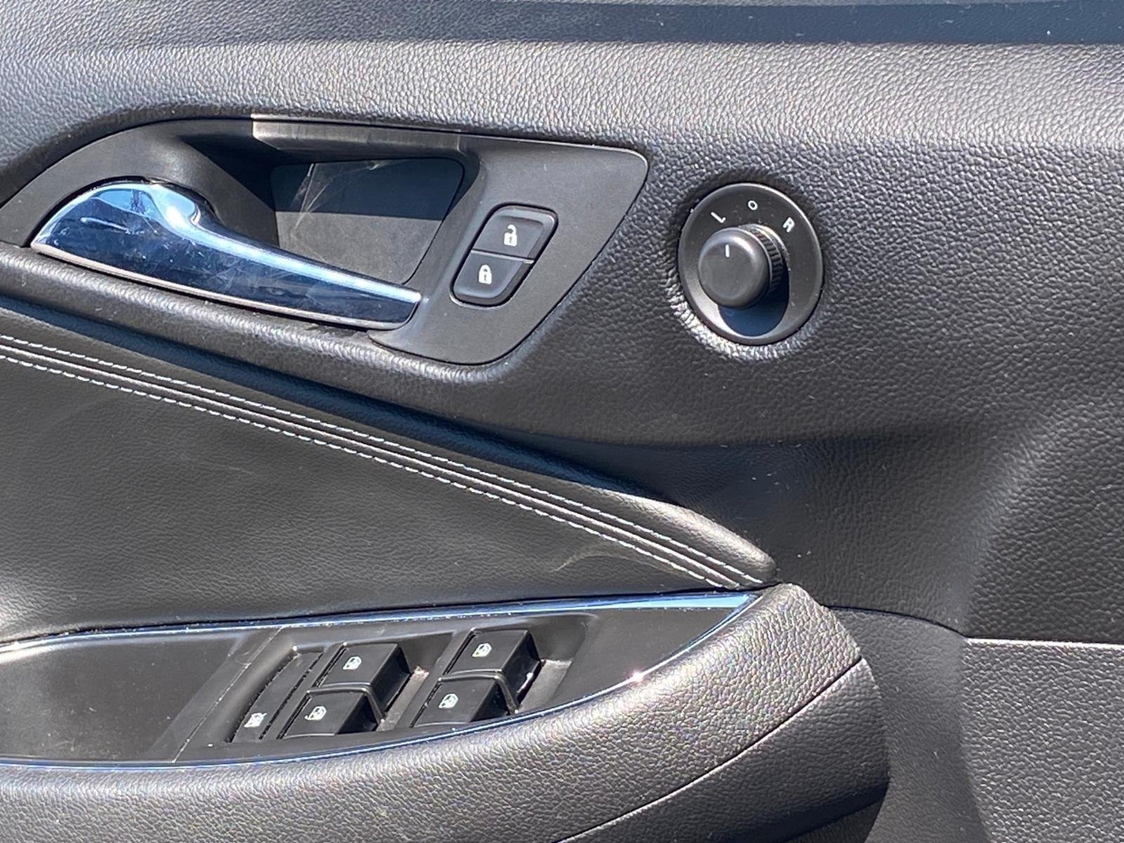 Used 2016 MOSAIC BLACK METALLIC Chevrolet Premier image 18