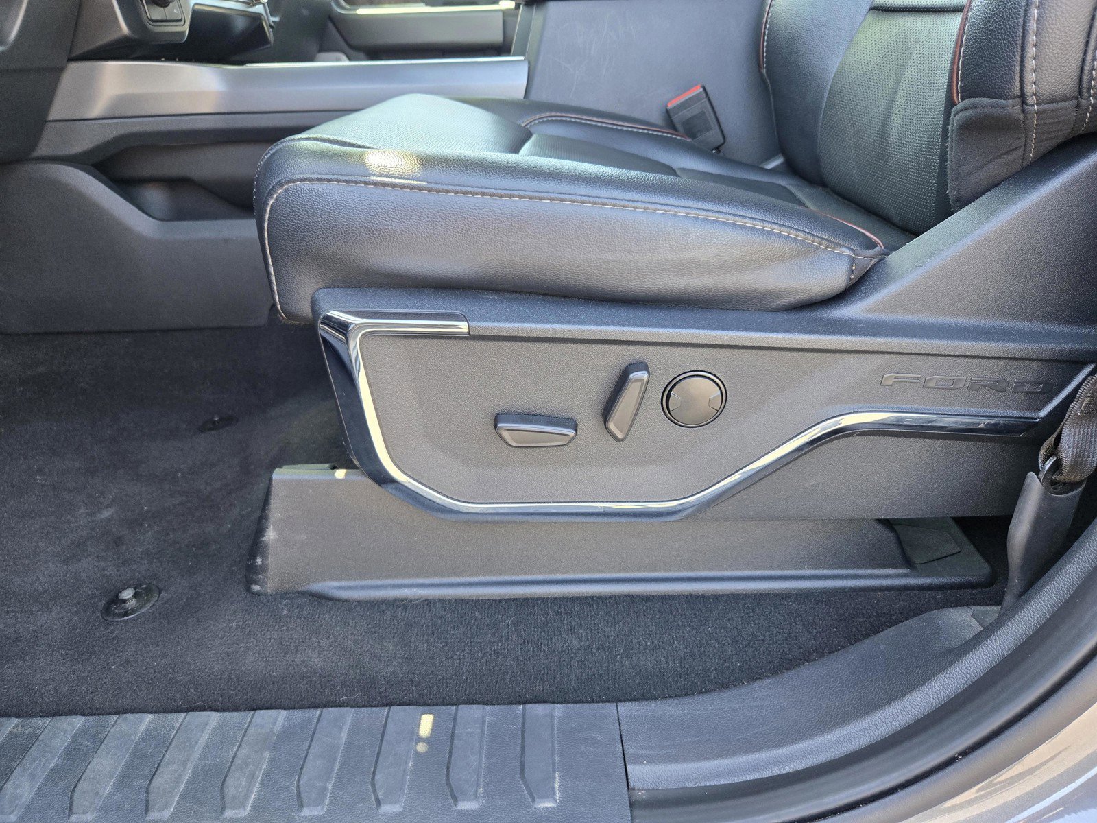 Certified Used 2024 Gray Ford  image 21