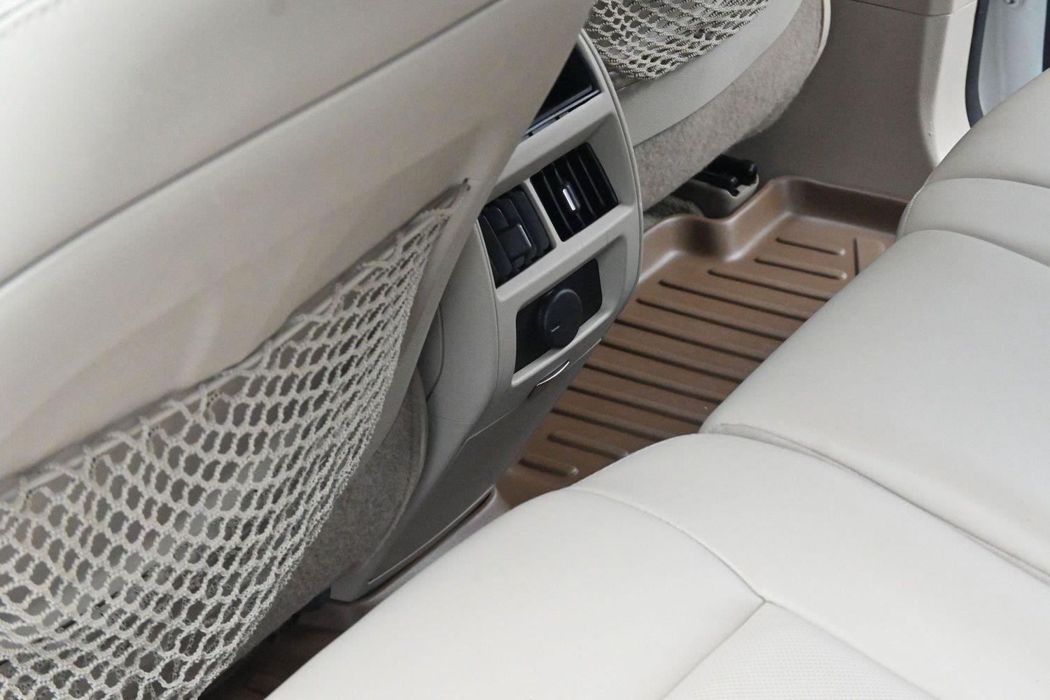 Used 2014 Platinum Ice Tricoat Cadillac Luxury Collection image 29