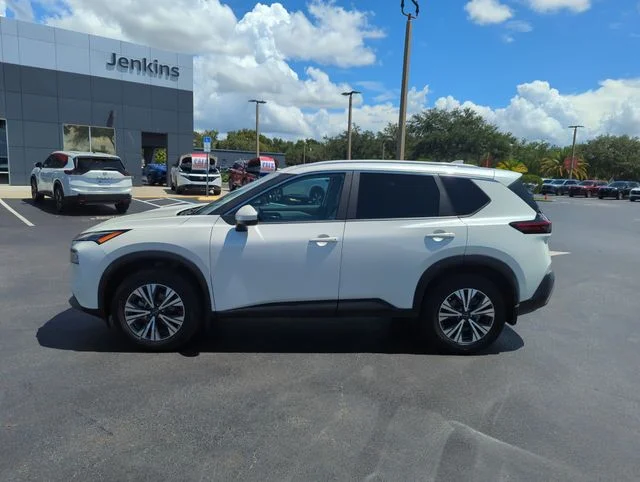 Used 2023 White Nissan SV image 11