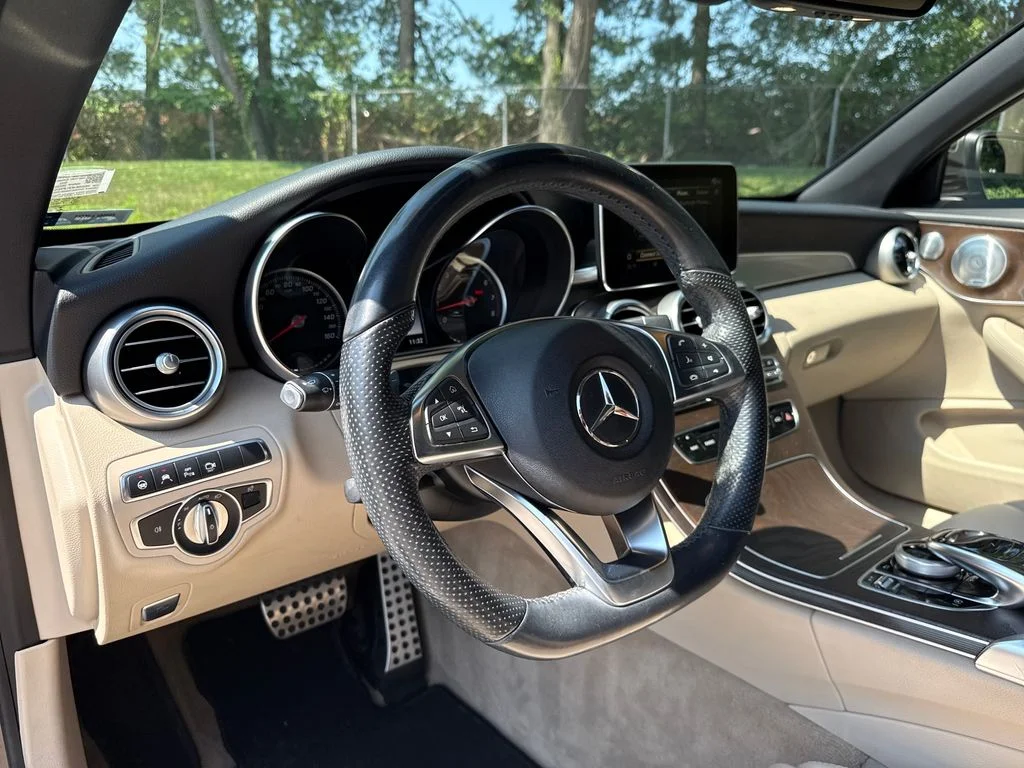 Used 2018  Mercedes-Benz C 300 image 14