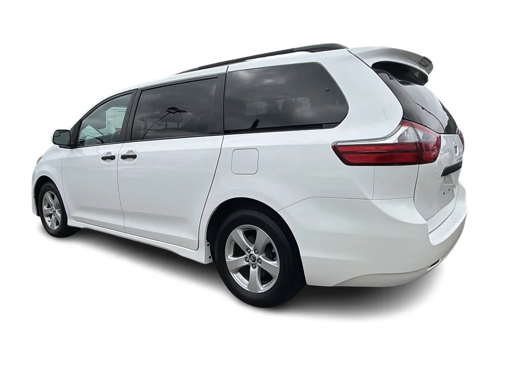 Used 2020 Super White Toyota 7-Passenger V6 Dilawri Certified   Local BC   Spac image 9