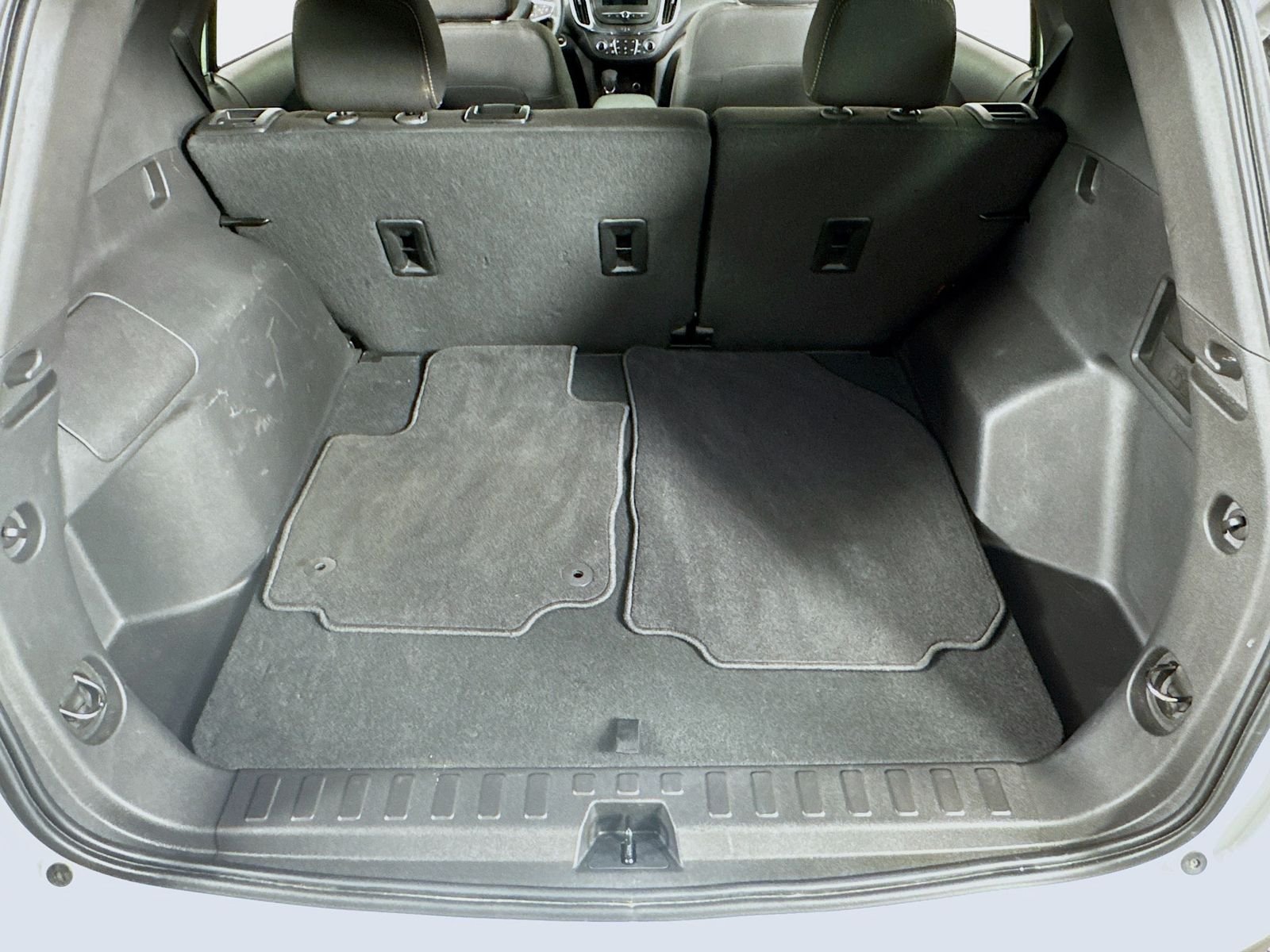 Used 2023 Summit White Chevrolet LT image 21