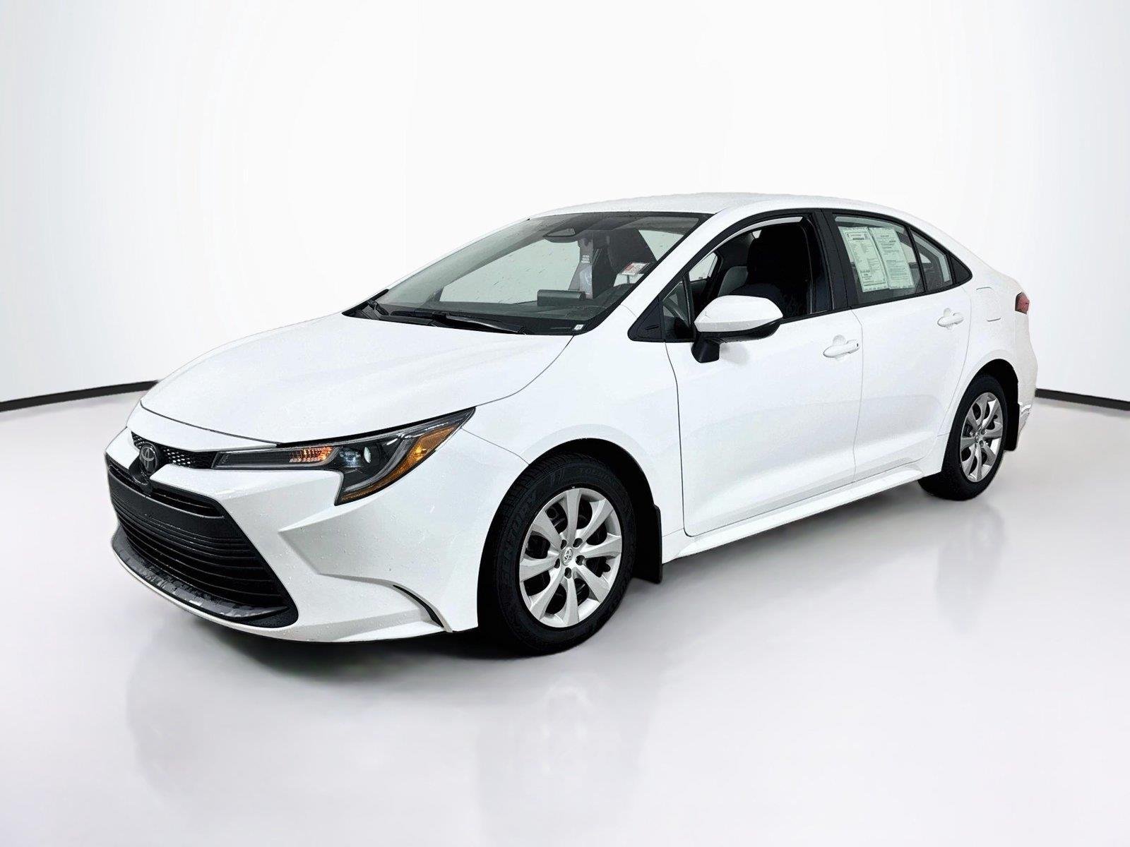 Used 2025 Ice Cap Toyota LE image 1
