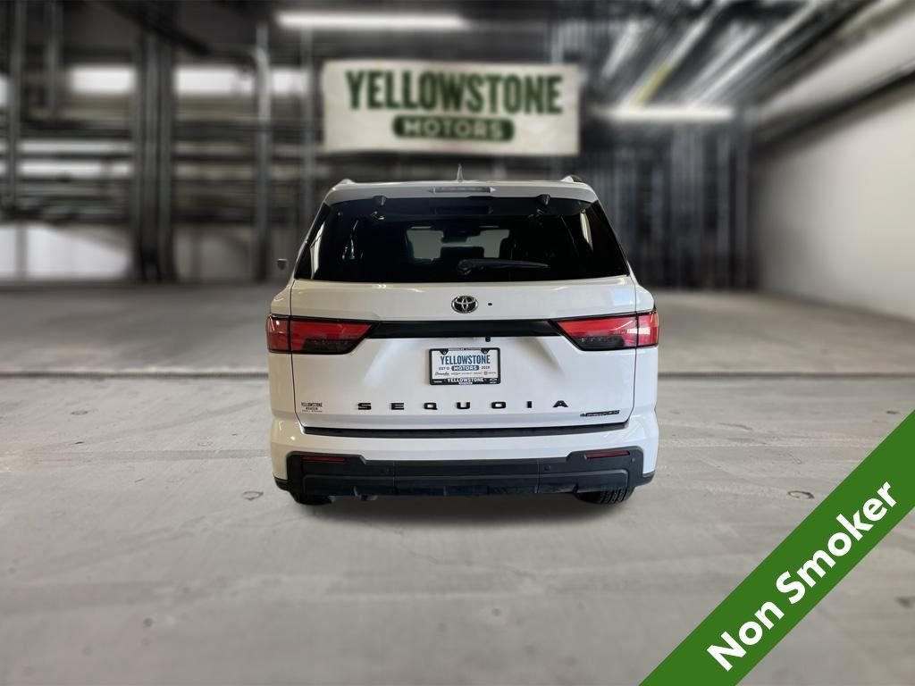 Used 2025 White Toyota SR5 image 3