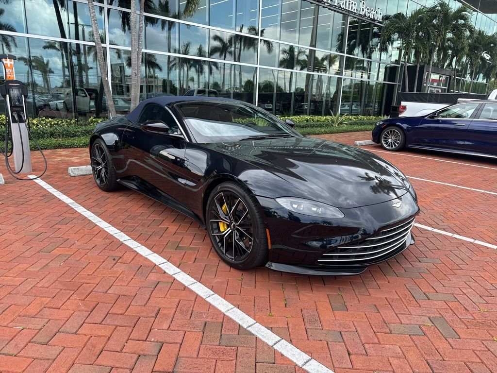 2023 Aston Martin Vantage F1 Roadster's photo