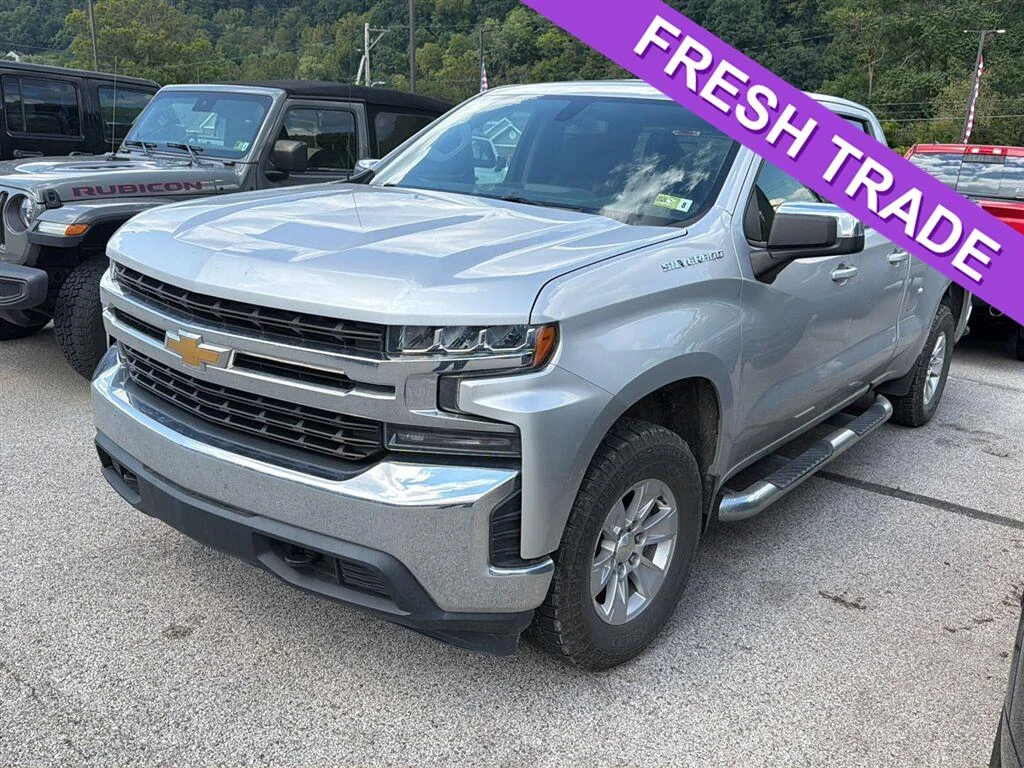 Used 2019 Silver Ice Metallic Chevrolet LT image 1