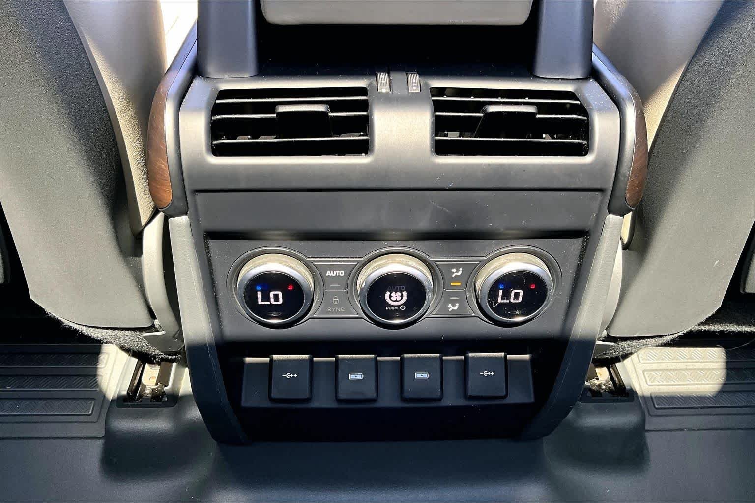 Used 2020 Gondwana Stone Metallic Land Rover HSE image 35