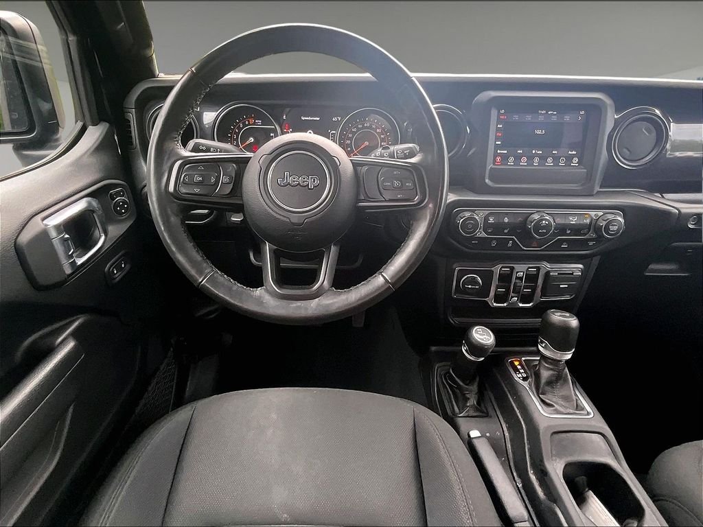 Used 2022 Black Jeep Unlimited Sport Altitude image 17