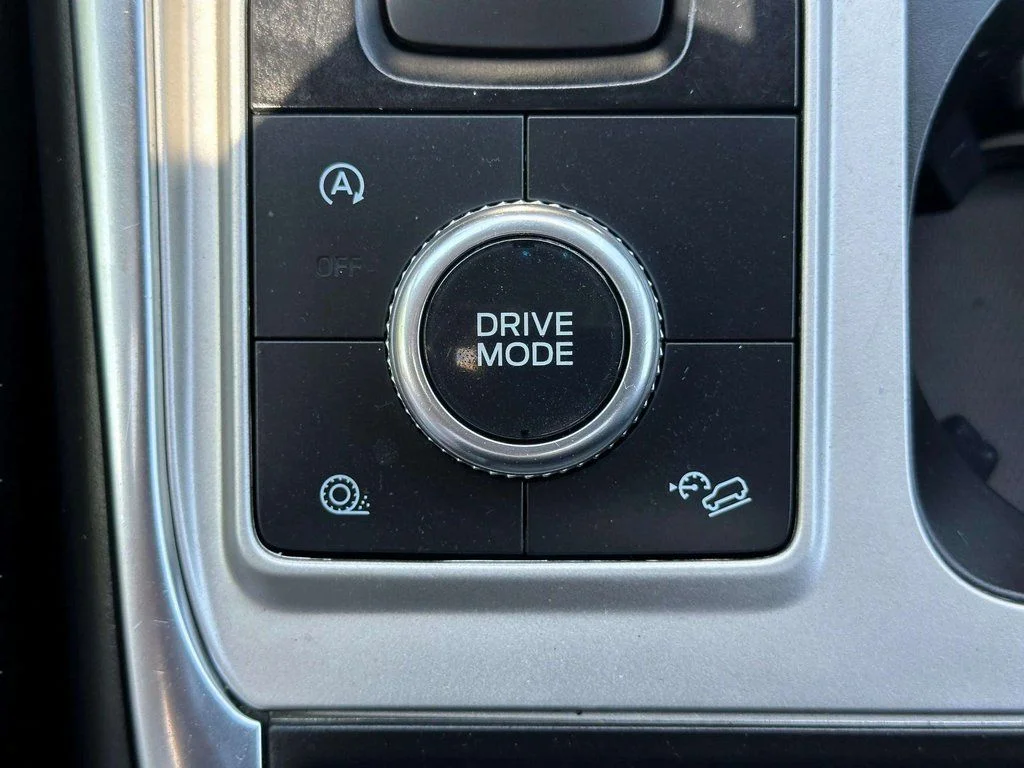 2021 Ford Explorer Limited - Photo 19