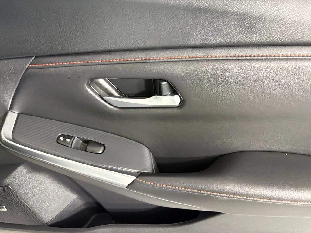 Certified Used 2025 White Nissan SR image 12