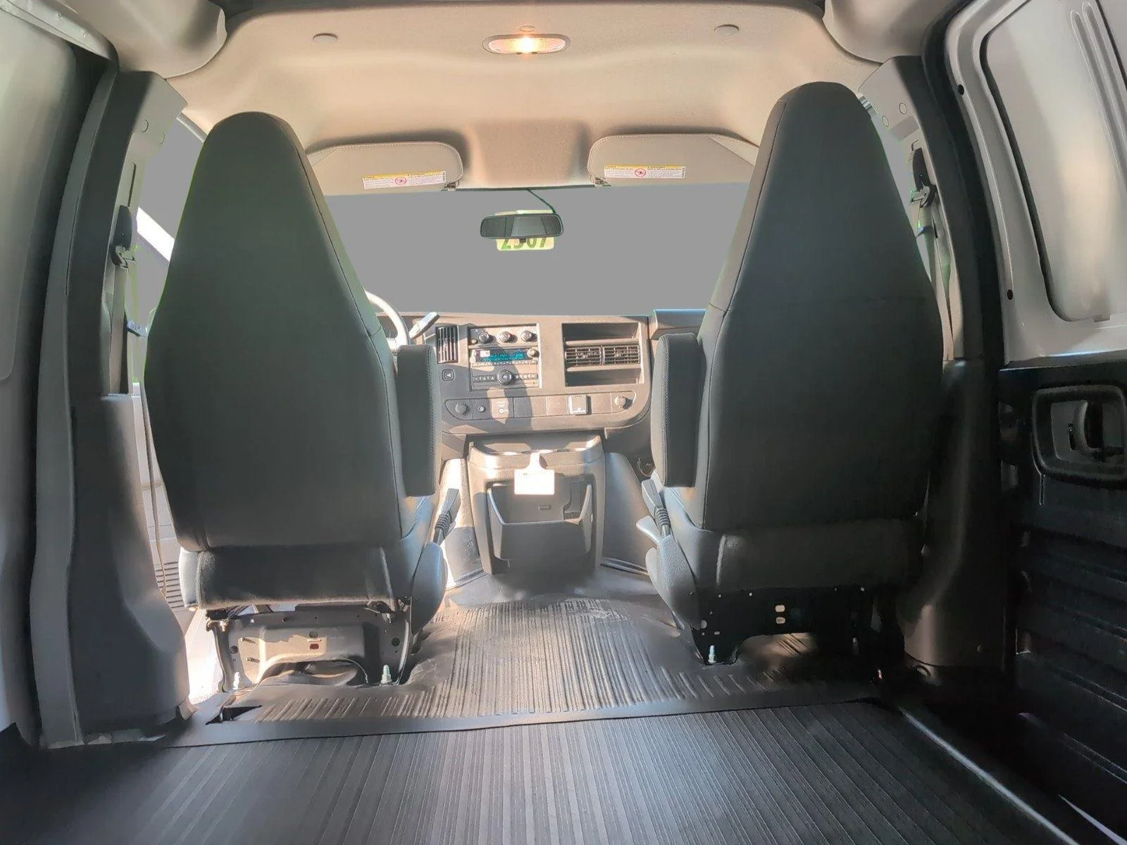 New 2026 Summit White GMC Work Van image 32