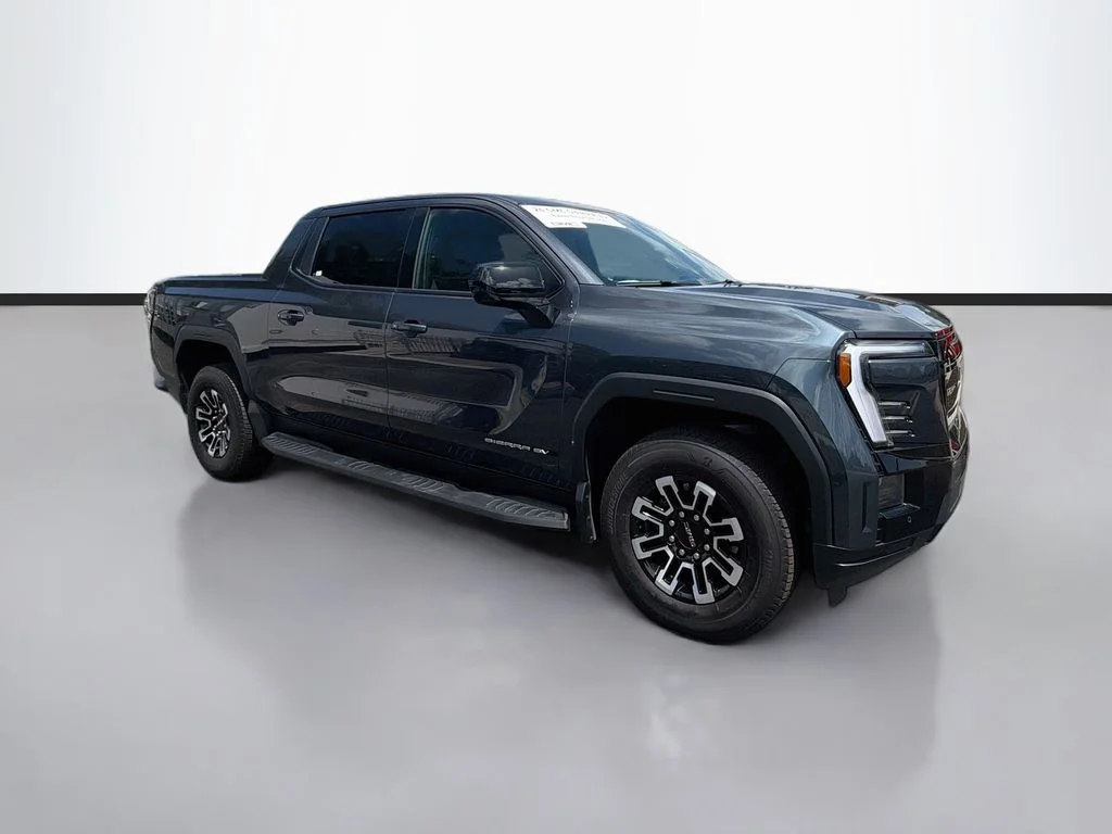 Used 2026 Ocean GMC Elevation image 3