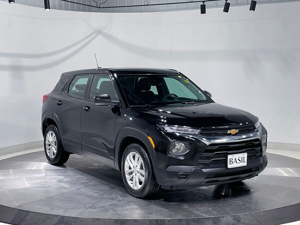 Used 2023 Black Chevrolet LS image 36