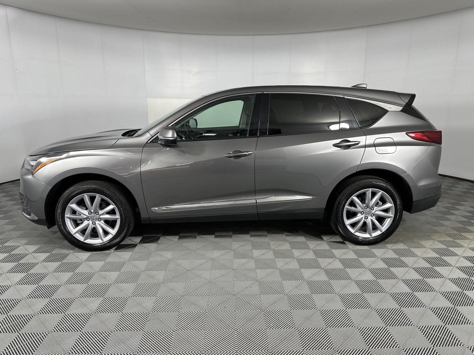 Used 2024 Liquid Carbon Metallic Acura SH-AWD image 5