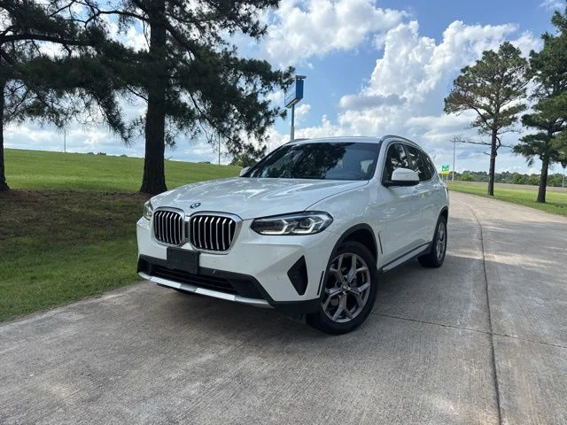 Used 2023 White BMW xDrive30i image 5