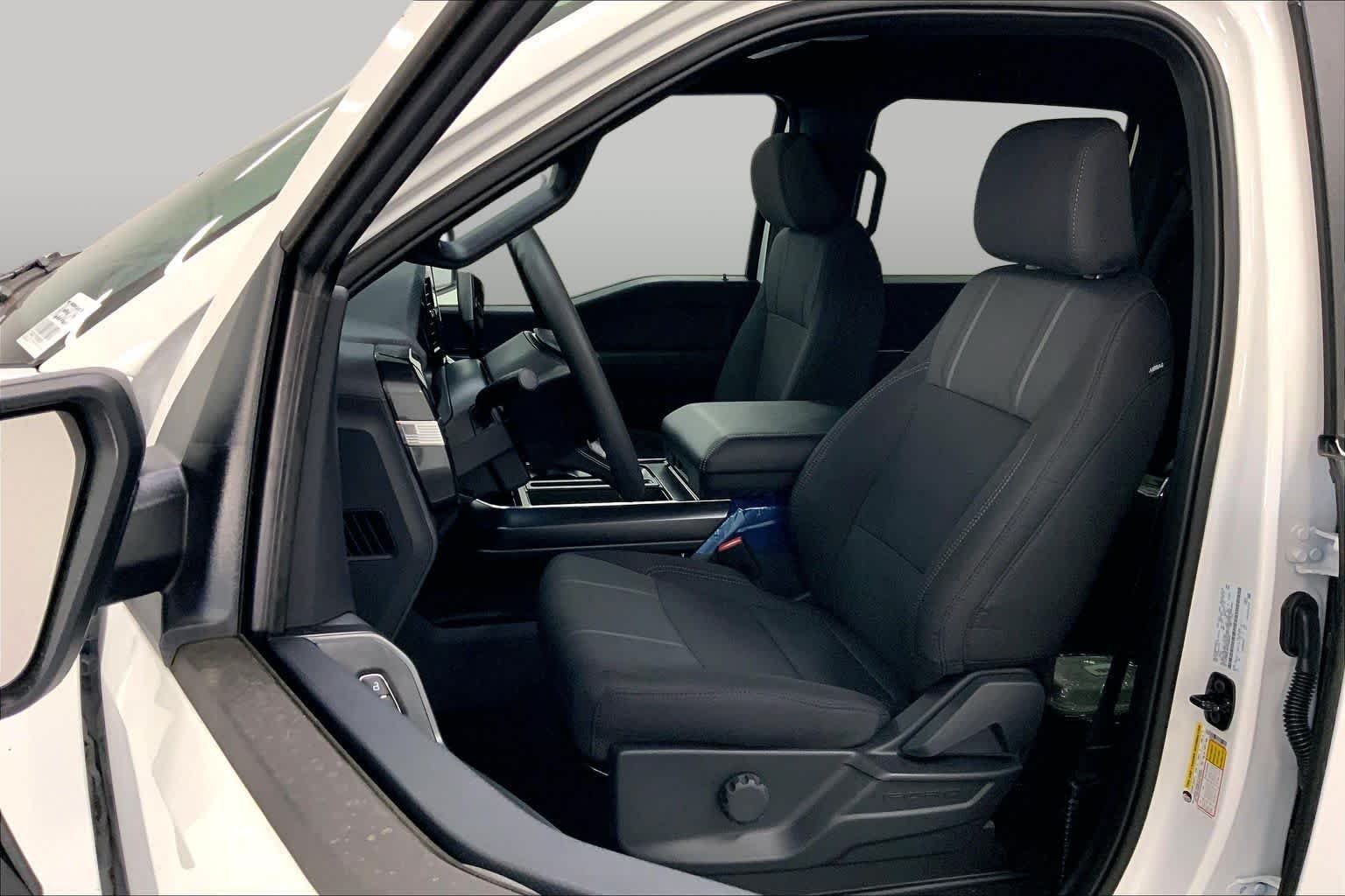 New 2026 Oxford White Ford STX image 8