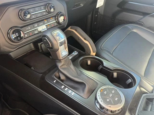 2025 Ford Bronco 4-Door Badlands - Photo 17