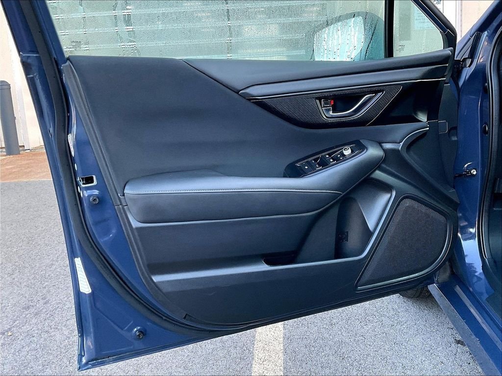 Used 2025 Cosmic Blue Pearl Subaru Premium image 9