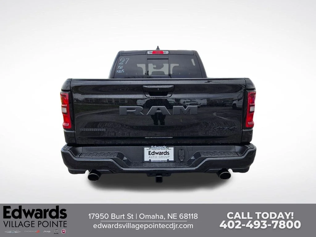 New 2026 Diamond Black Crystal Pearl-Coat Exterior Paint RAM Big Horn/Lone Star image 4