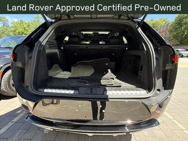 Certified Used 2025 Santorini Black Land Rover Dynamic SE image 23