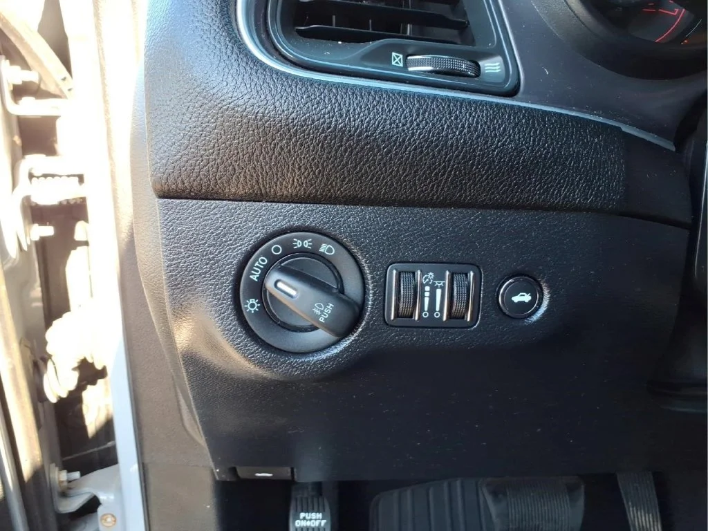 Used 2021 Gray Dodge SXT image 20